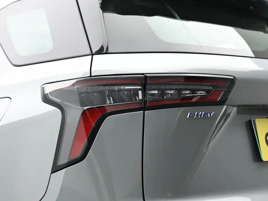 Chevrolet Plus — миниатюра 7