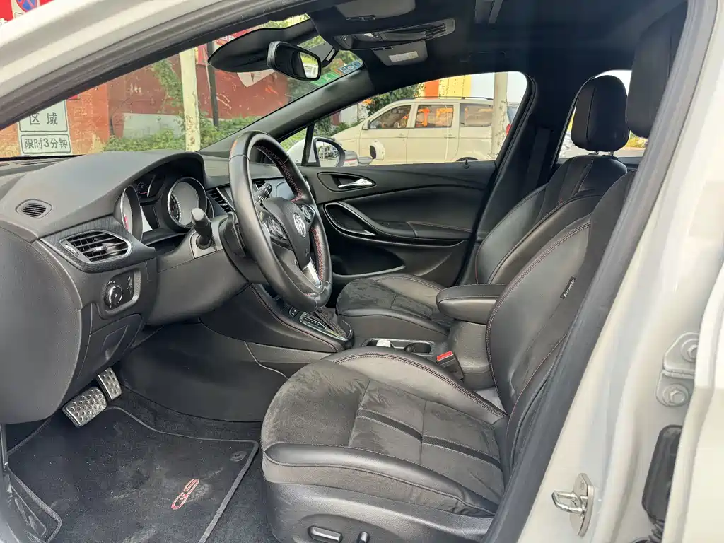 Buick Verano — миниатюра 5