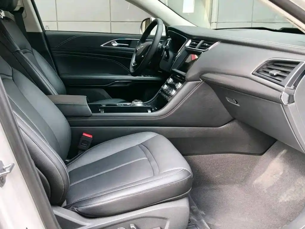 Ford Taurus — миниатюра 4