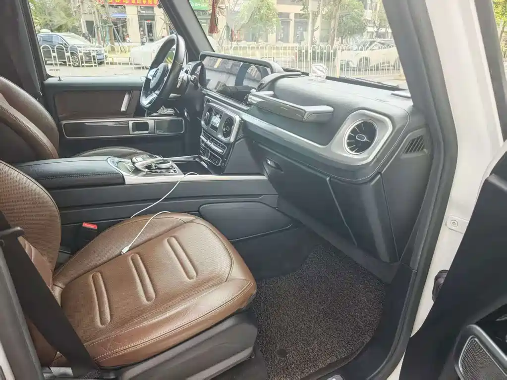 Mercedes-Benz G-Class — миниатюра 8