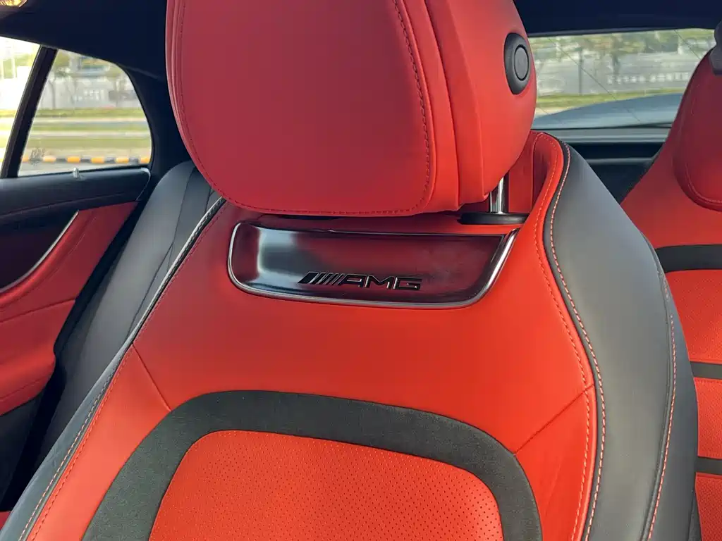 MERCEDES-BENZ AMG GT