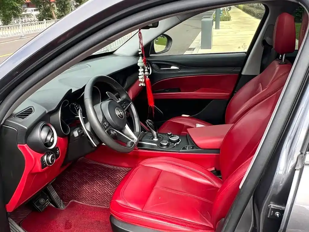 Alfa Romeo Stelvio — миниатюра 3