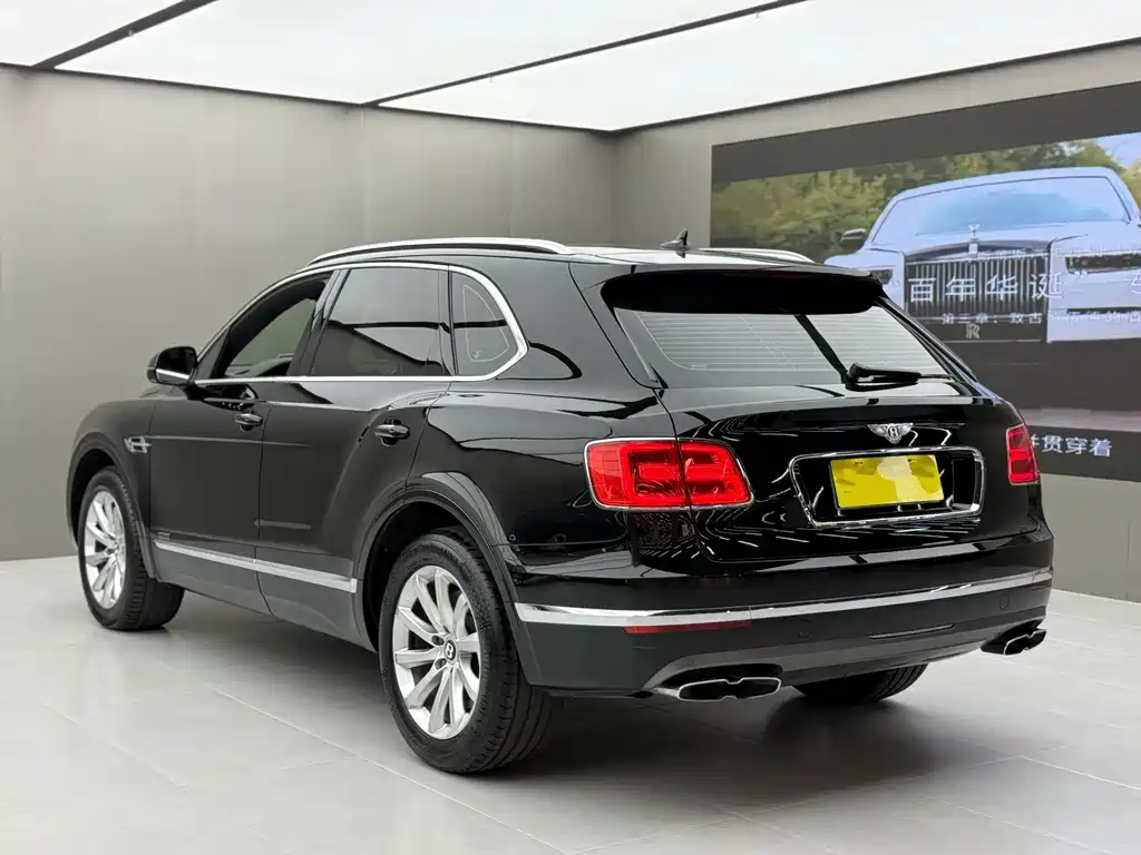 Bentley Bentayga — фотографии объявления, Фото 3
