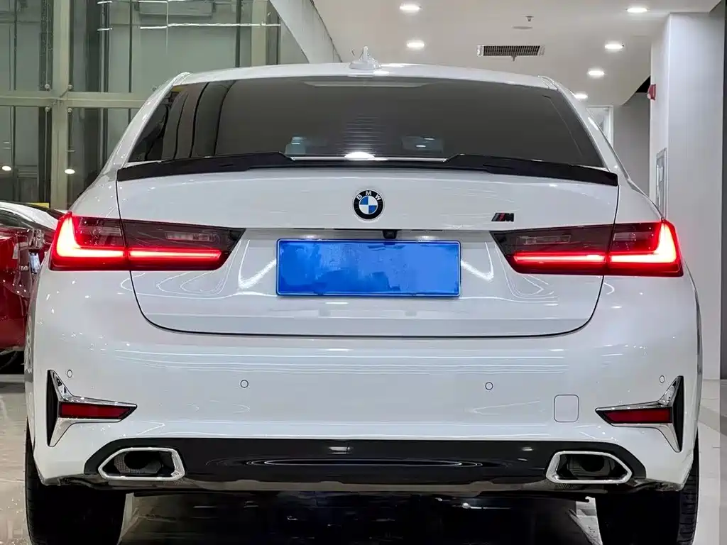 BMW 3 Series — миниатюра 9