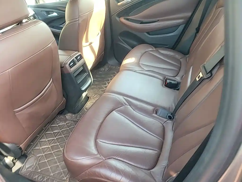 Buick Envision Plus — миниатюра 17