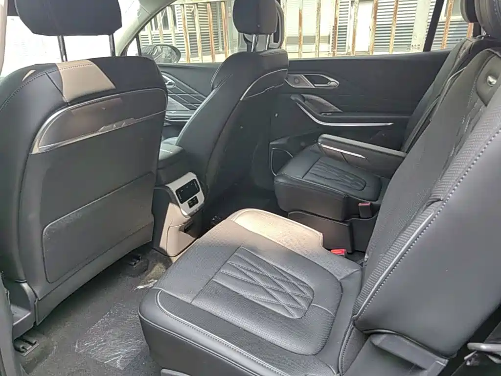 Hongqi Hongqi HS7 PHEV — миниатюра 22