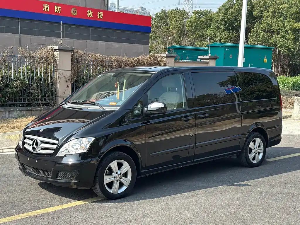 Купить Mercedes-Benz Viano