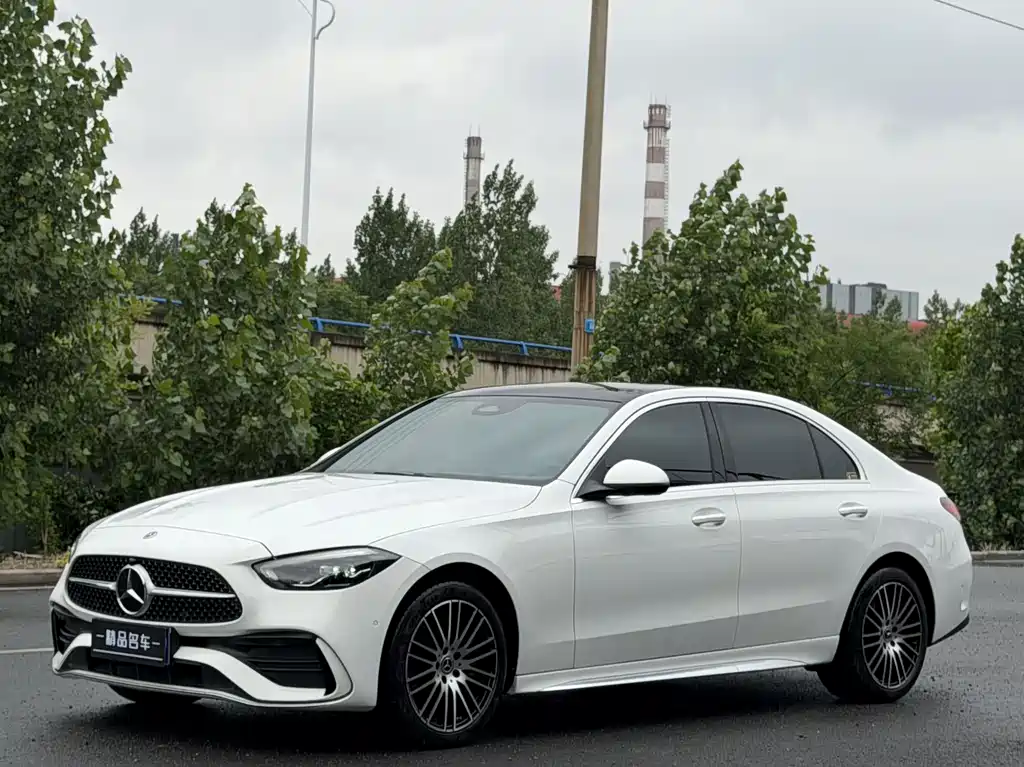 Mercedes-Benz C-Class 2022