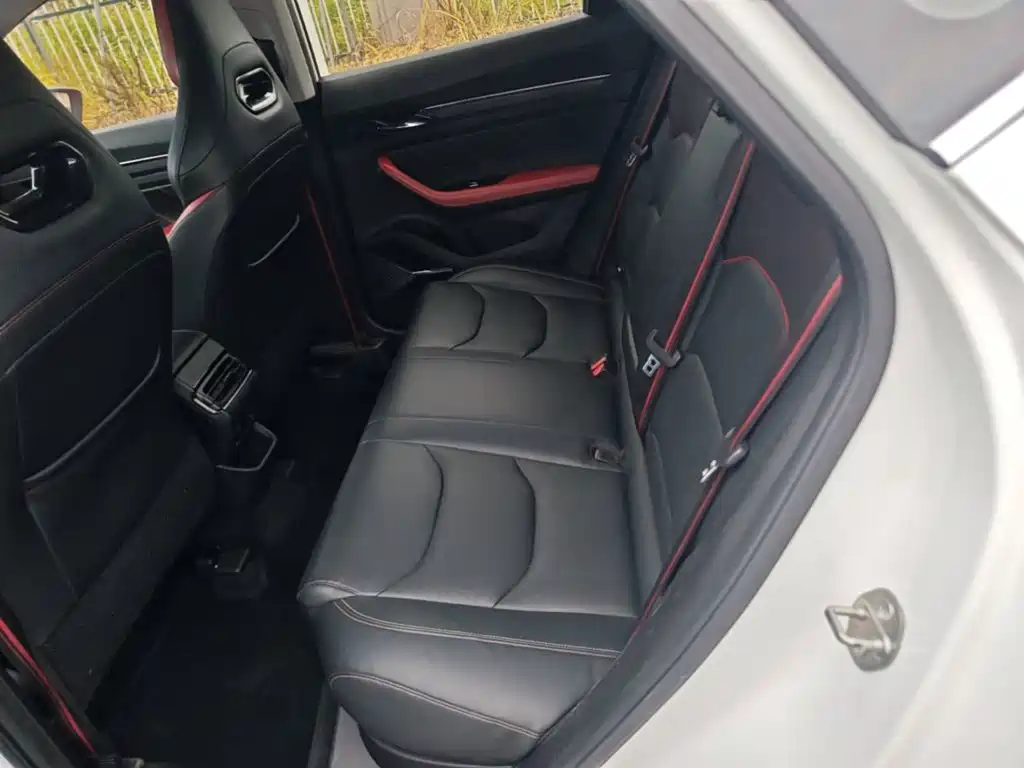 Geely Emgrand S — миниатюра 17