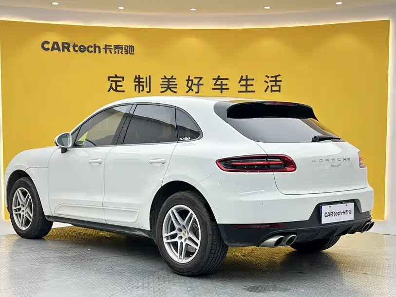 Porsche Macan — миниатюра 3