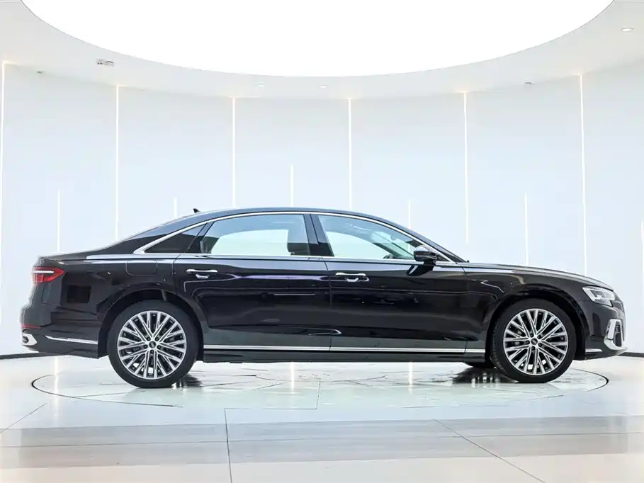 Audi A8 2023 A8L 50 TFSI quattro Premium