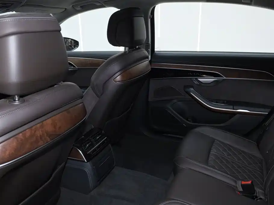 Audi A8 — фотографии объявления, Фото 27