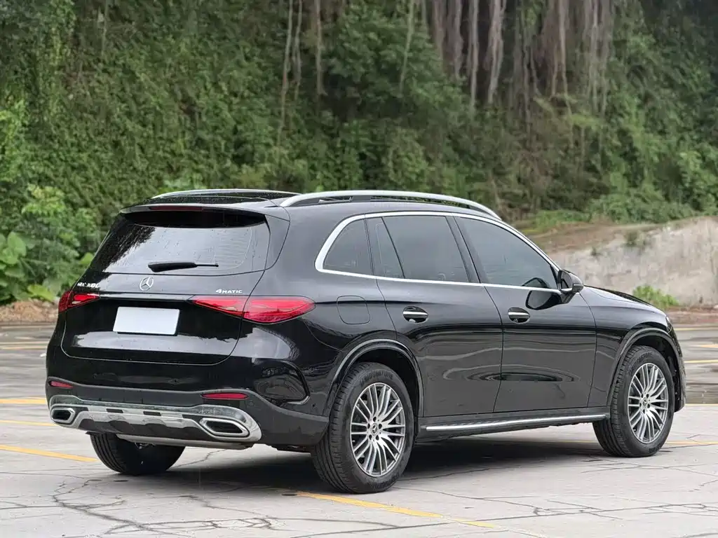 Mercedes-Benz GLC 2025 GLC 300 L 4MATIC 5 мест