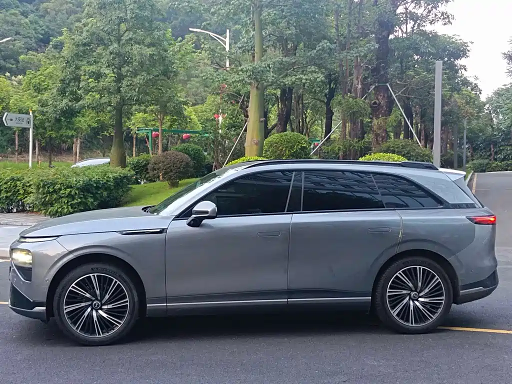 XPeng G9 — миниатюра 8