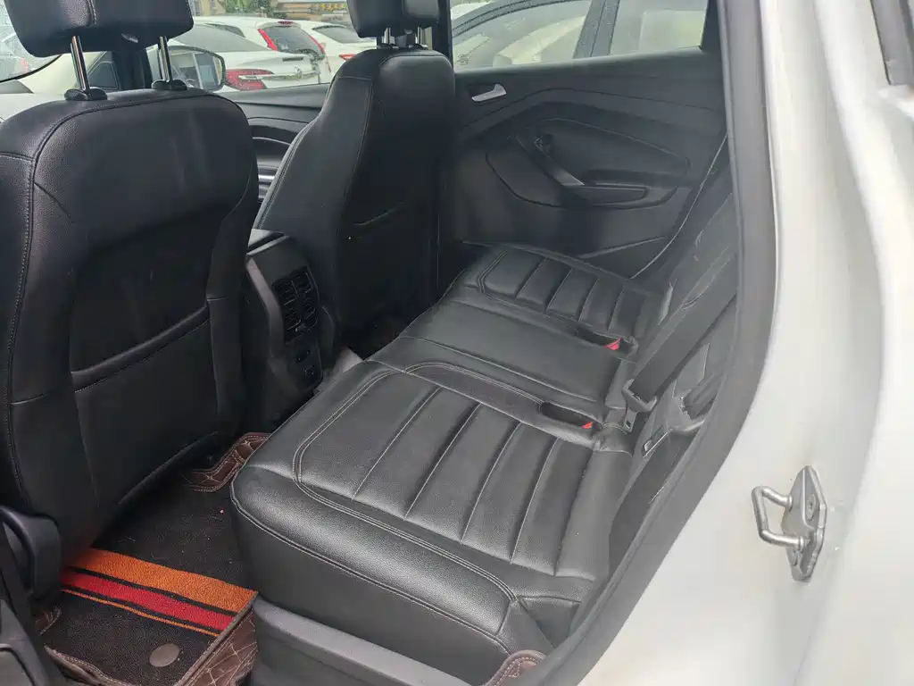 Ford Kuga — миниатюра 3