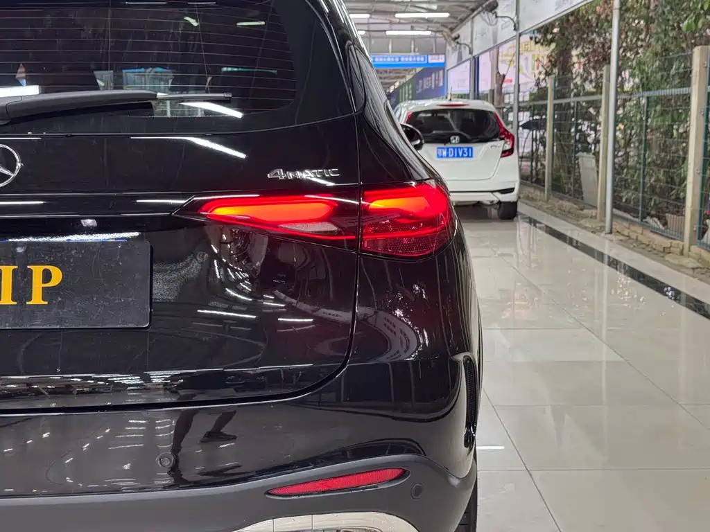 Mercedes-Benz GLC — миниатюра 15