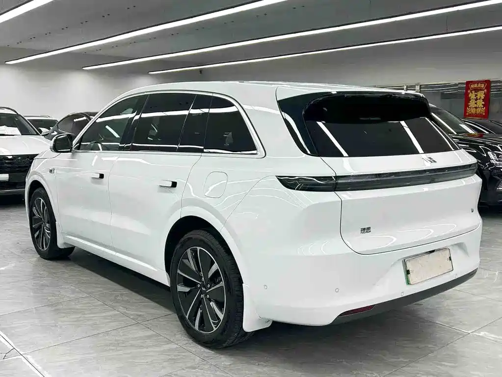 Li Auto IDEAL L6
