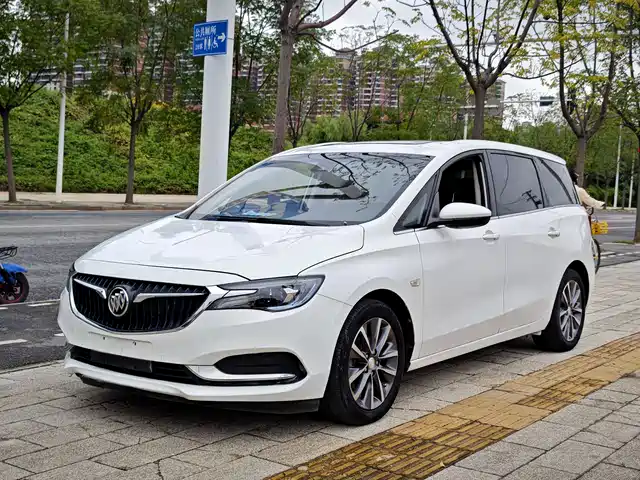 BUICK  GL6 2018
