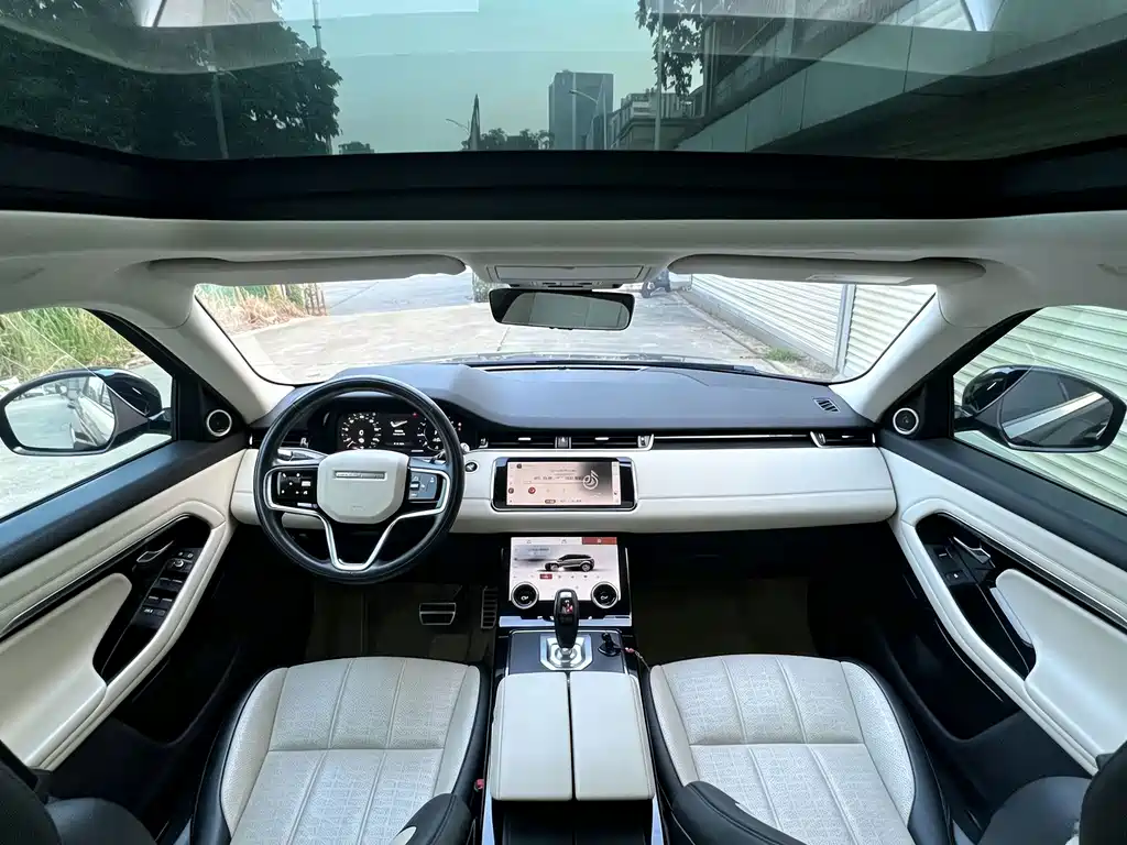 Land Rover Evoque — миниатюра 13