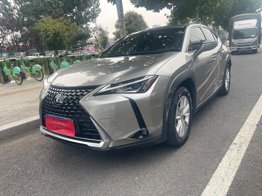 Lexus UX — миниатюра 2