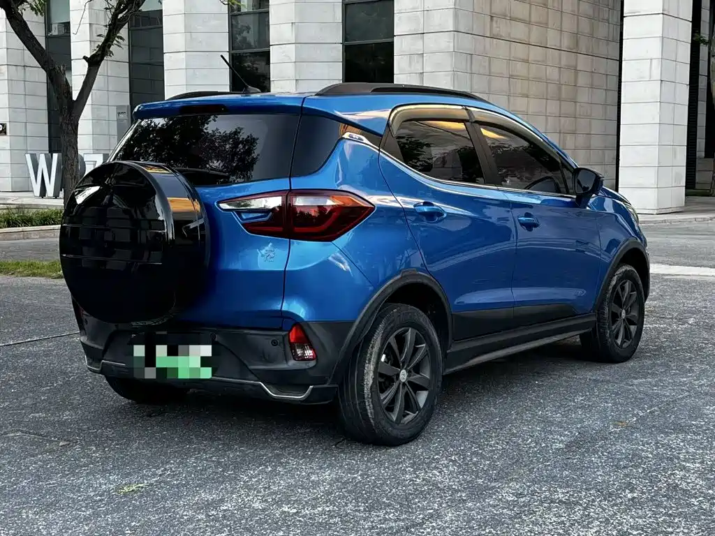 BYD Yuan EV — миниатюра 16