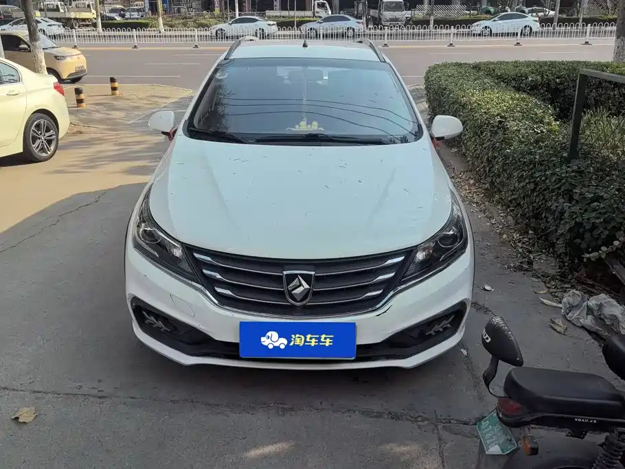 Baojun 310W — миниатюра 2