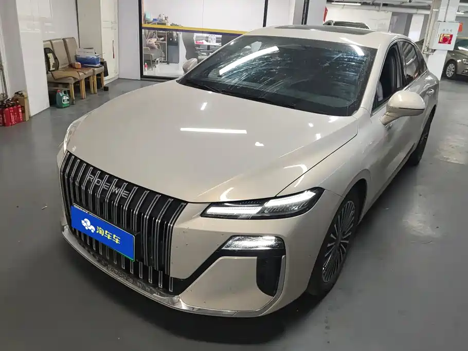 Roewe M7 DMH