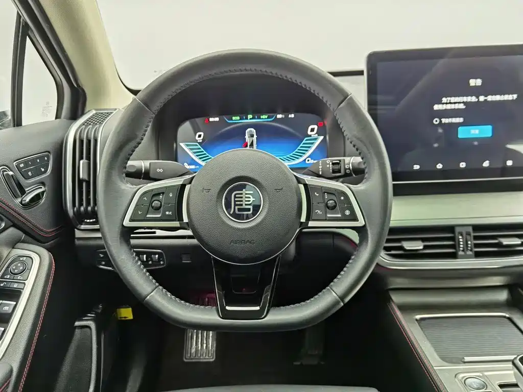 BYD Tang New Energy — миниатюра 11