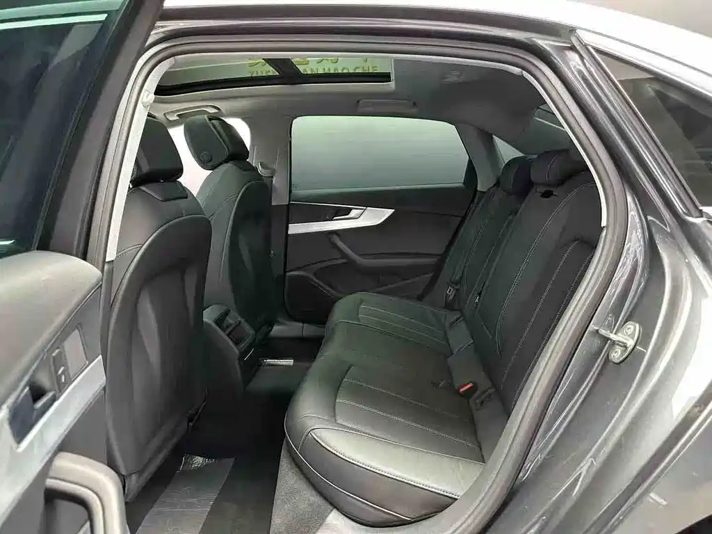 Audi A4L 2020 40 TFSI Fashion
