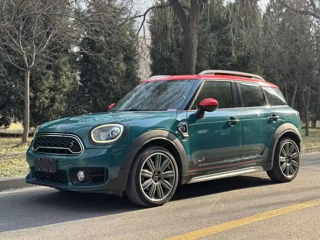 MINI COUNTRYMAN