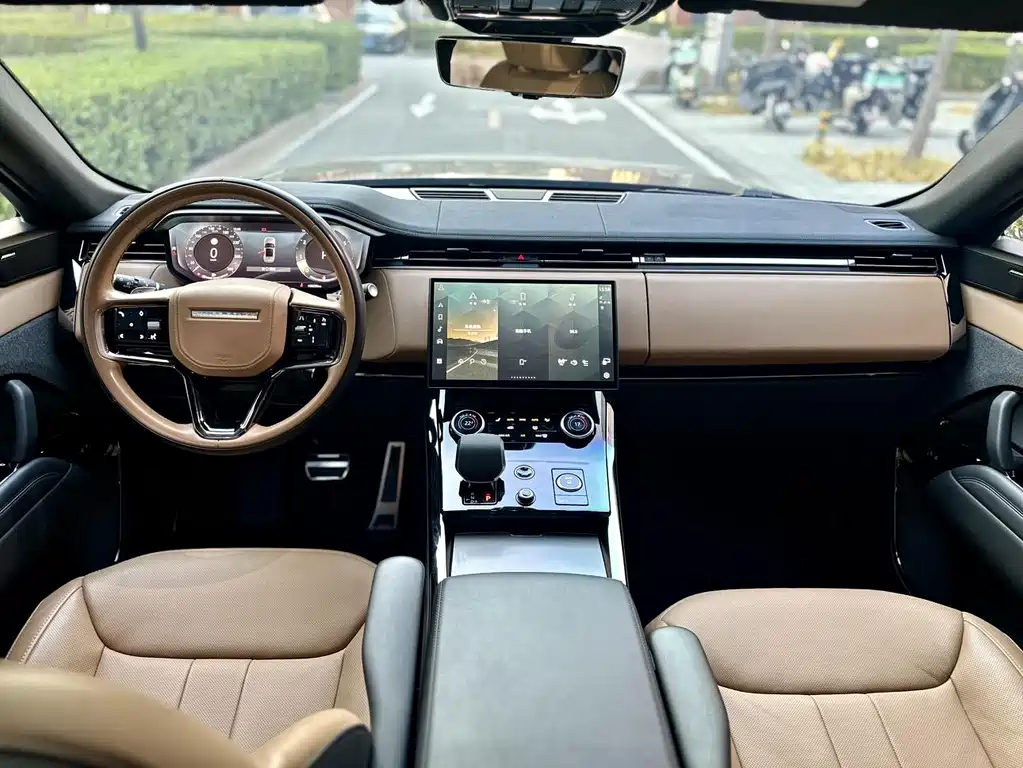 Land Rover Range Rover Sport 2023 400PS Dynamic SE