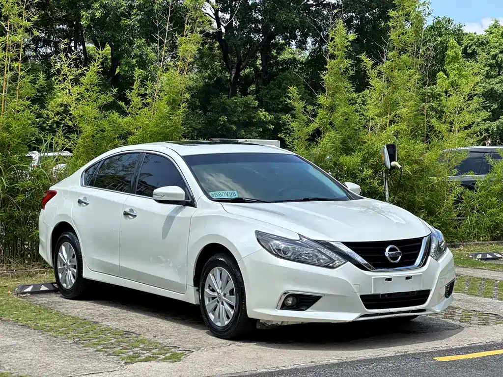 Nissan Altima 2018 2.0L XL