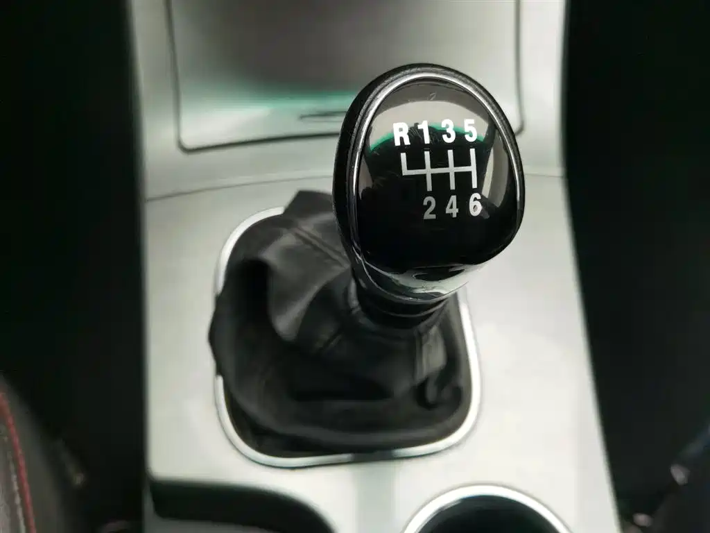 JIANGQI GROUP JAC T6