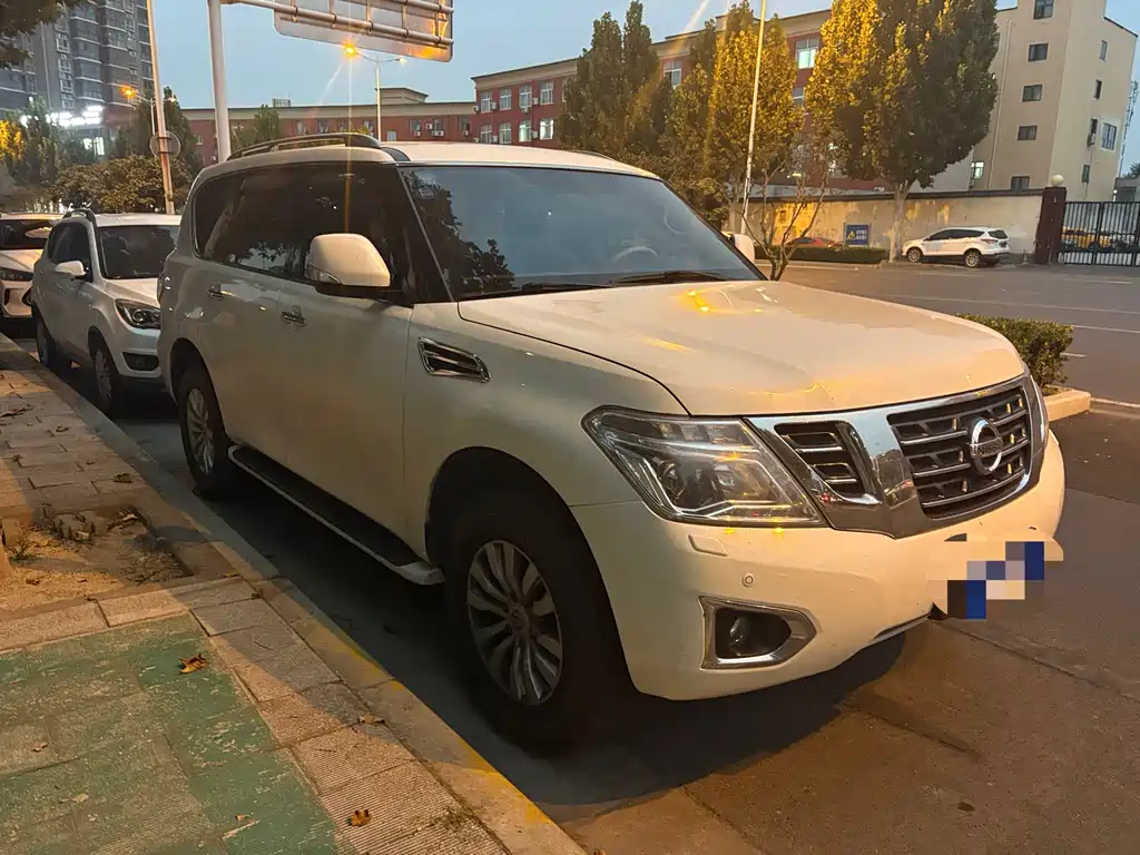 Nissan Patrol — миниатюра 4