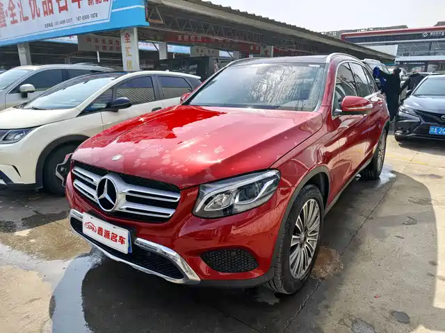 mercedes-benz glc