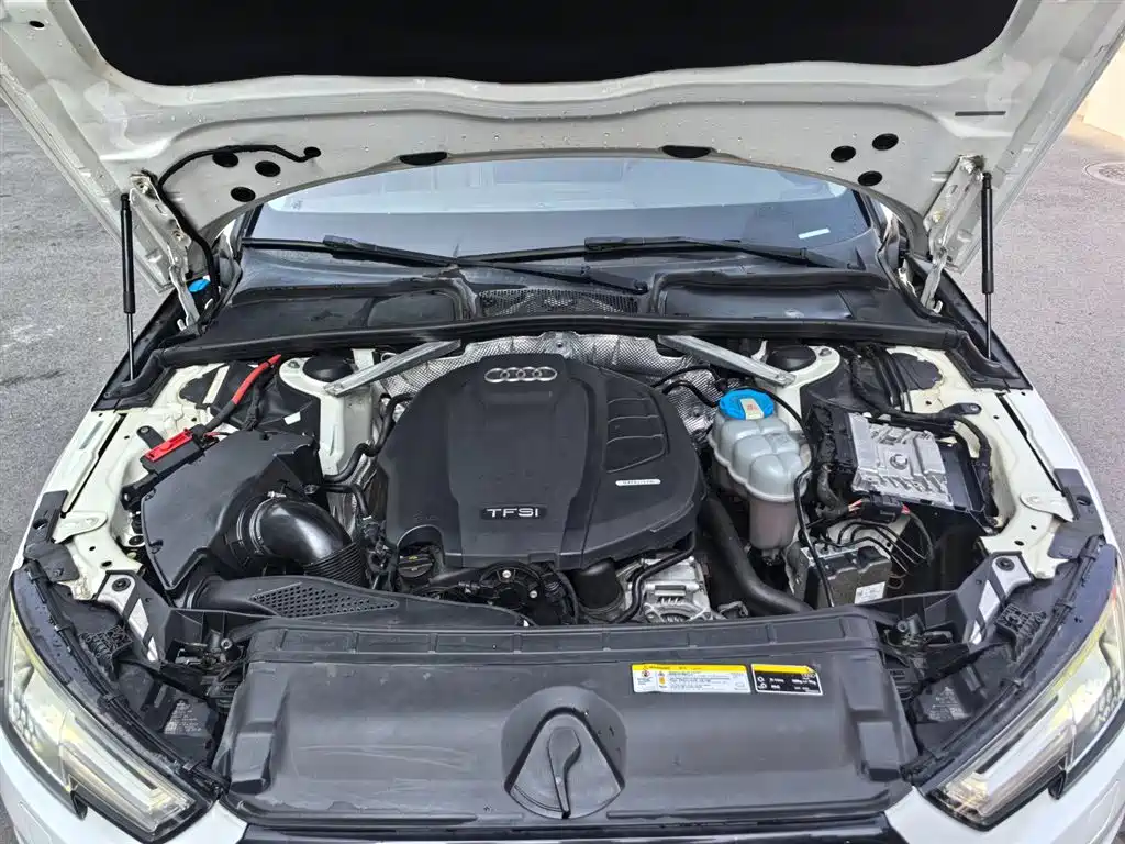 Audi A4L 2017 45 TFSI quattro