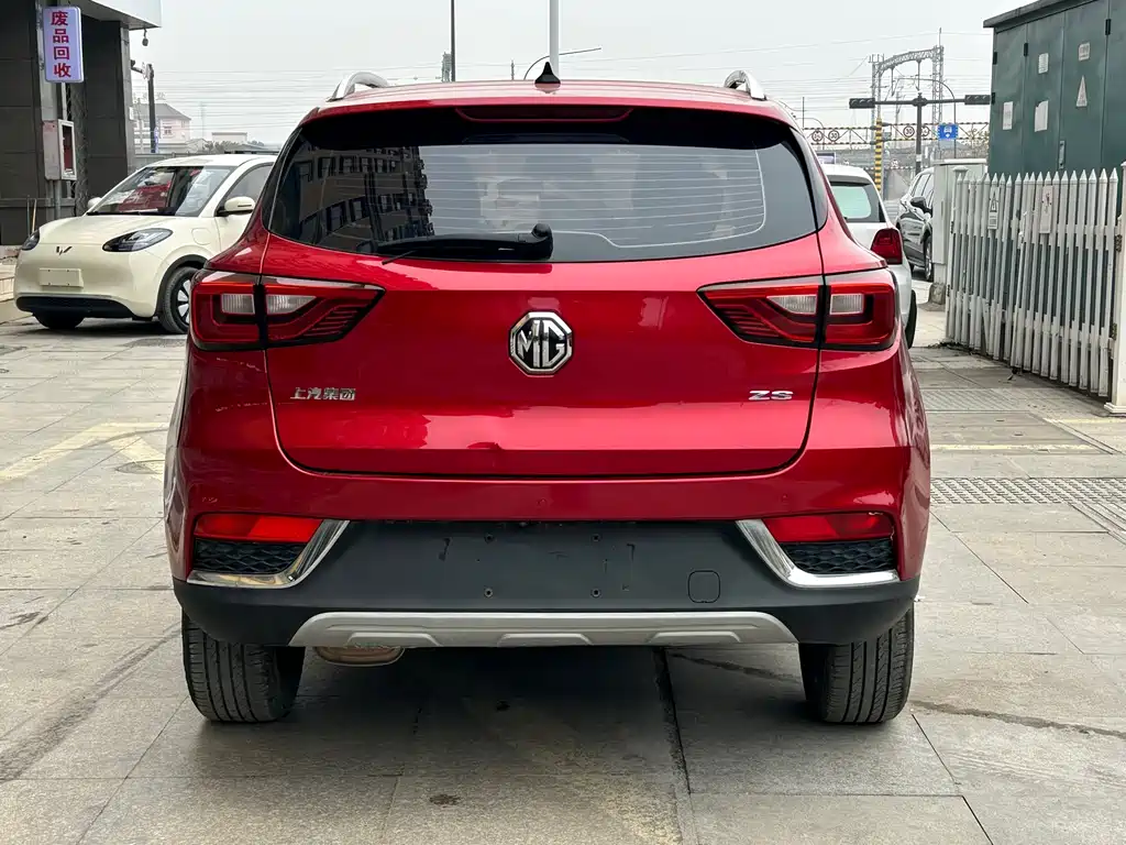 MG ZS