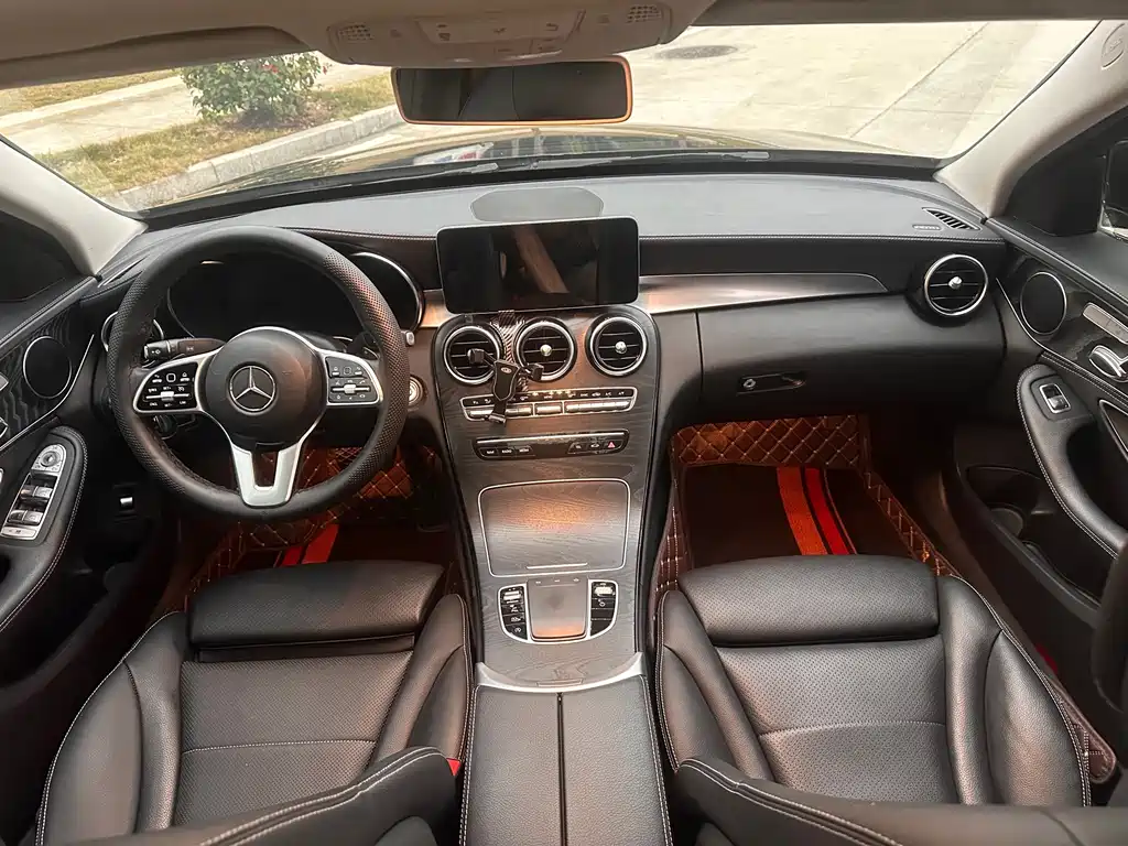 Mercedes-Benz C-Class — миниатюра 5