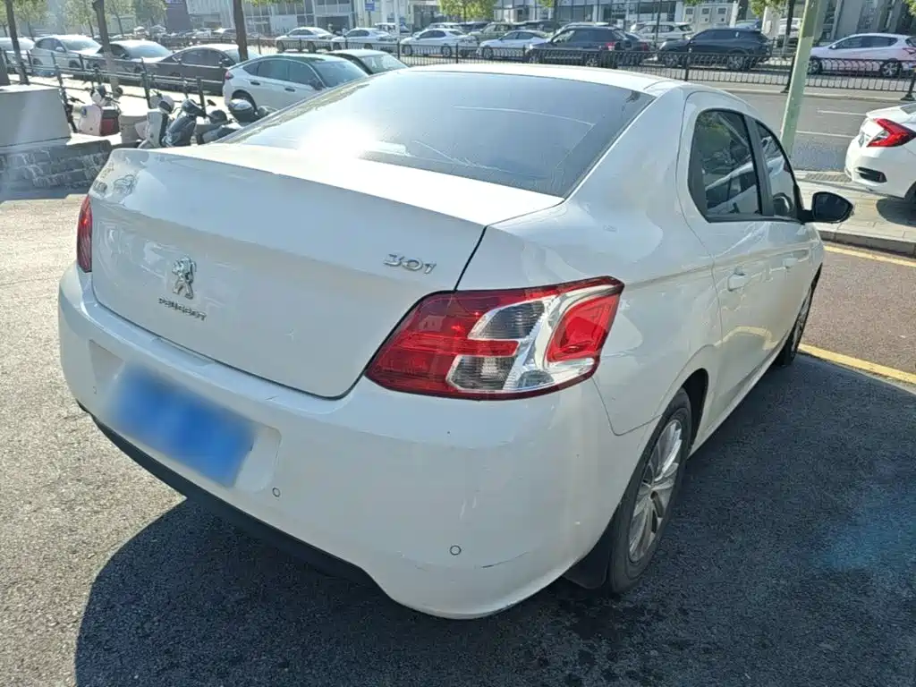 Peugeot 301 — миниатюра 7