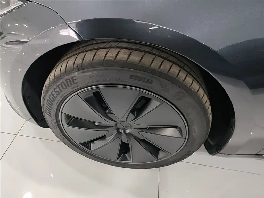 Tesla Model 3 — фотографии объявления, Фото 23
