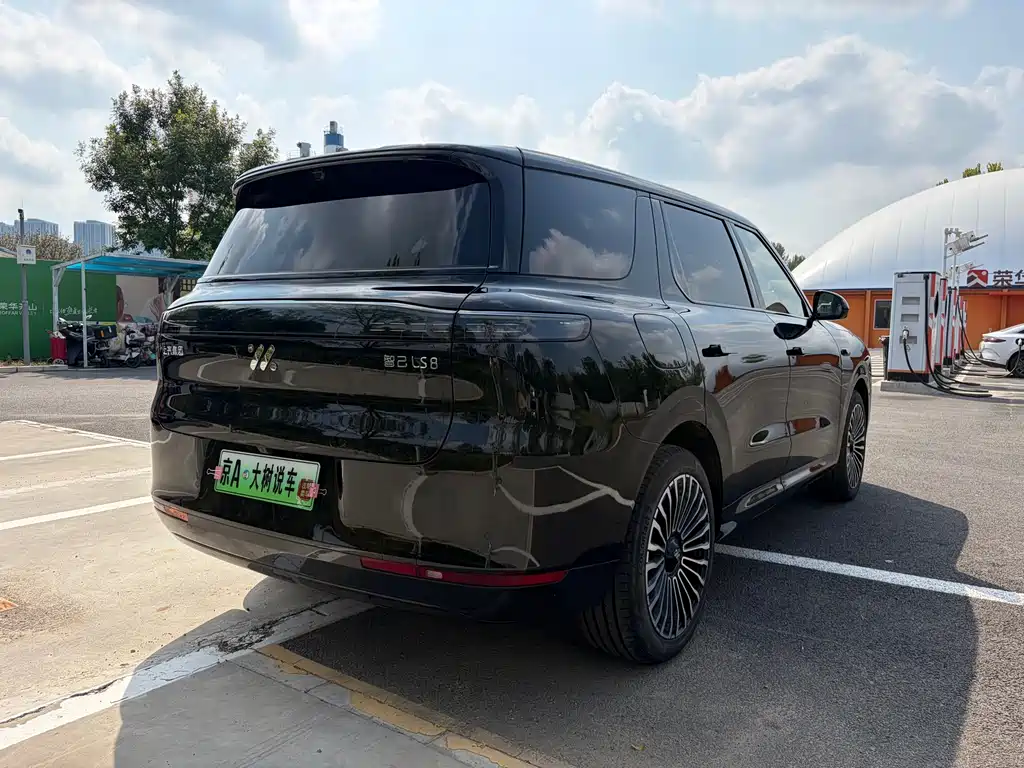 IM IM LS8 — миниатюра 13