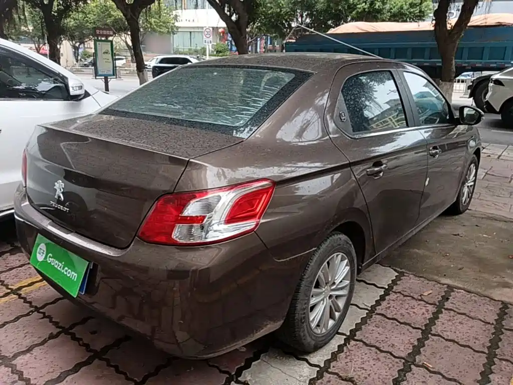 Peugeot 301 — миниатюра 7