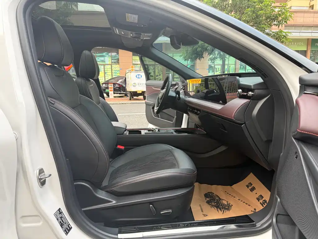 Ford Mondeo — миниатюра 11