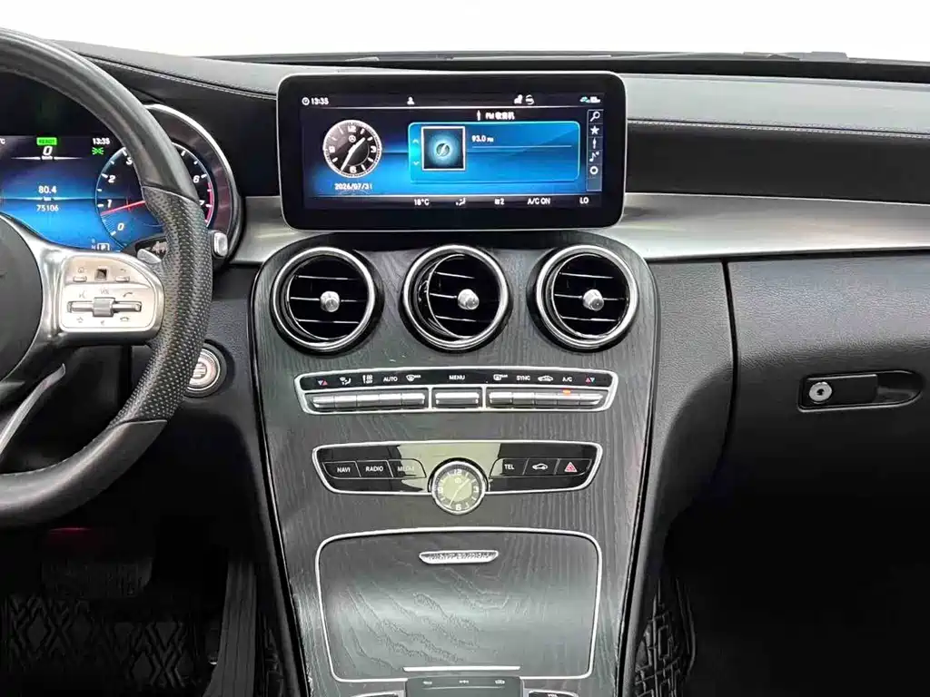 Mercedes-Benz C-Class — миниатюра 18
