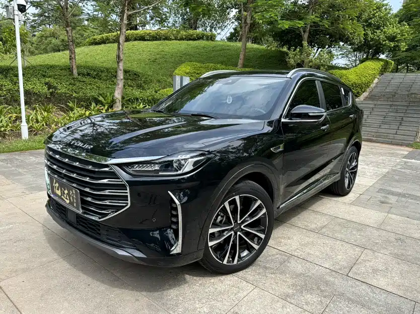 JETOUR X70 PLUS 2021 1.6T DCT PRO 5 мест