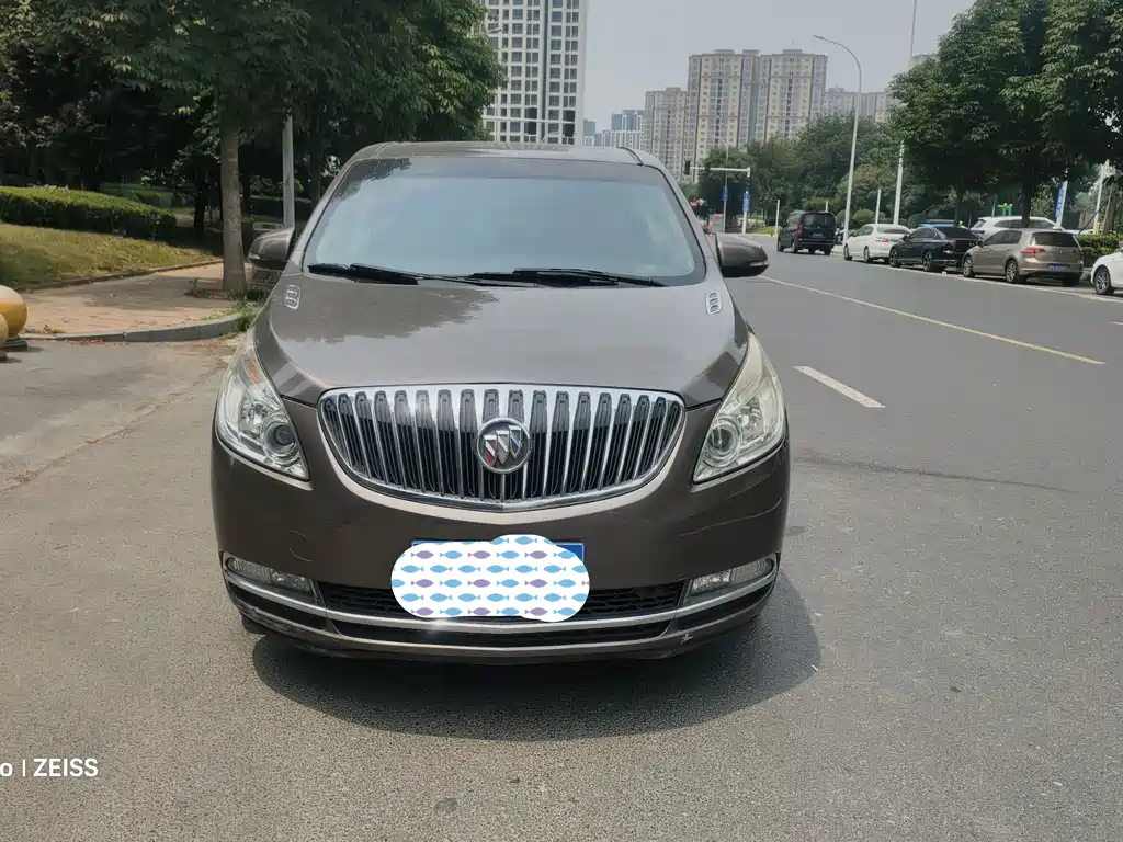 Buick GL8 2013 2.4L CT Luxury Comfort