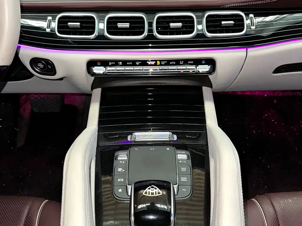 Mercedes-Benz GLS — миниатюра 14