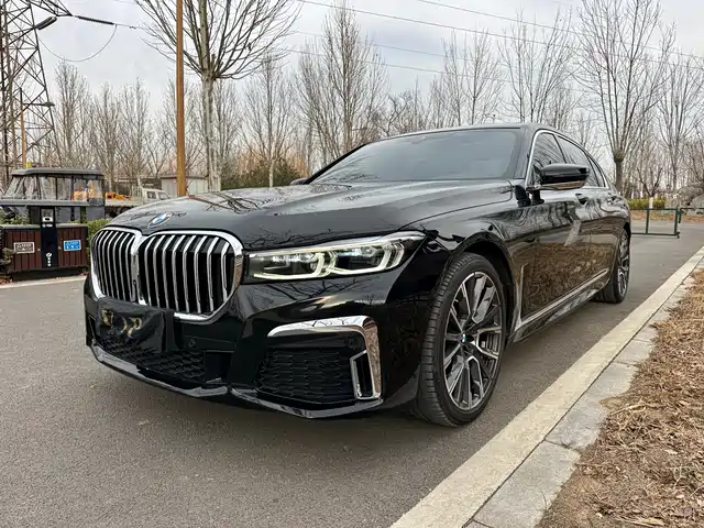 BMW 7 SERIES