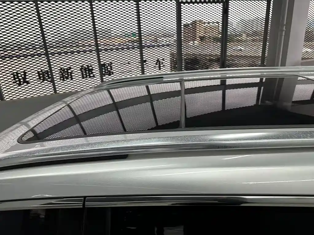 SAIC MAXUS CHASE G50