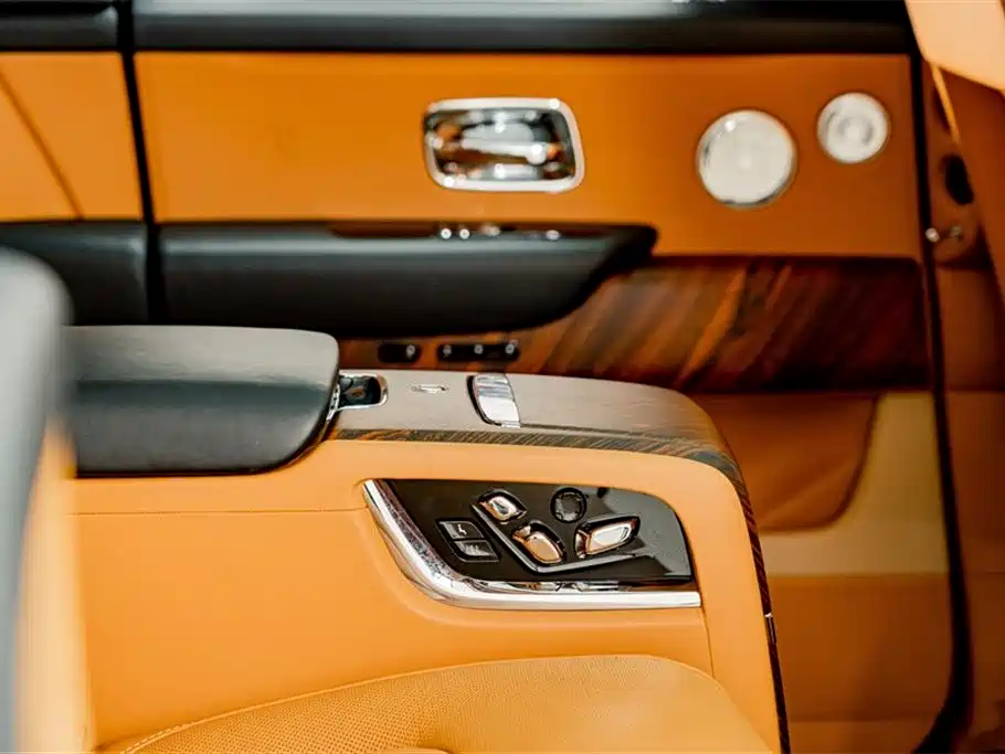 Rolls-Royce Cullinan — фотографии объявления, Фото 34
